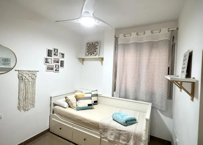 Апартаменты Caleta Blue Ocean On The By Deihu Experiences *