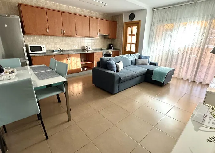 아파트 Caleta Blue Ocean On The By Deihu Experiences 아데제